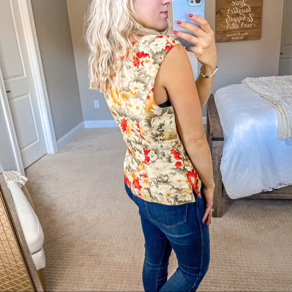 Gianni Silk Floral V-Neck Sleeveless Blouse Top 14 - Picture 4 of 10